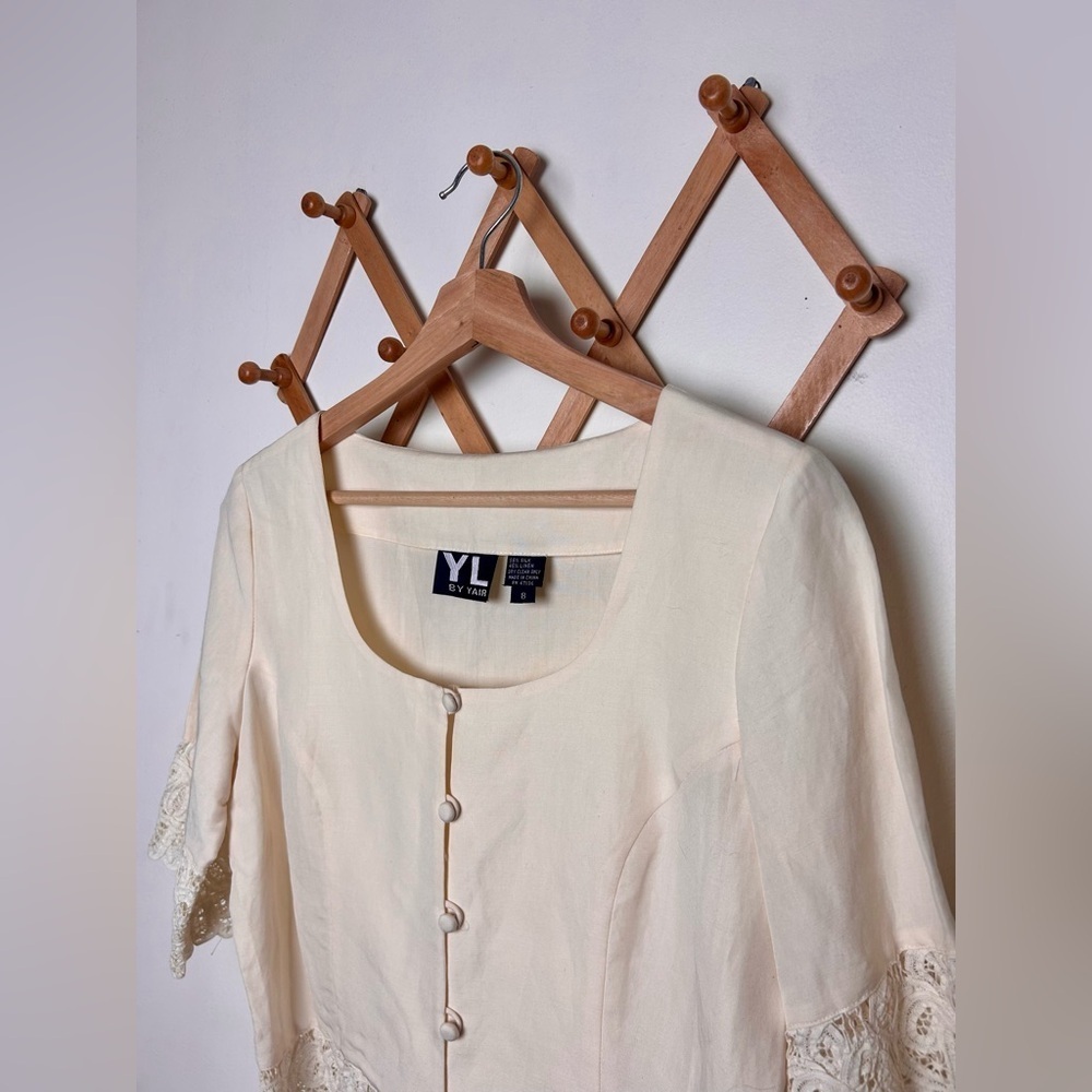 Vintage Silk/Linen Blend Button Down Cottagecore Blouse with Lace Trim Sz L - Picture 3 of 9